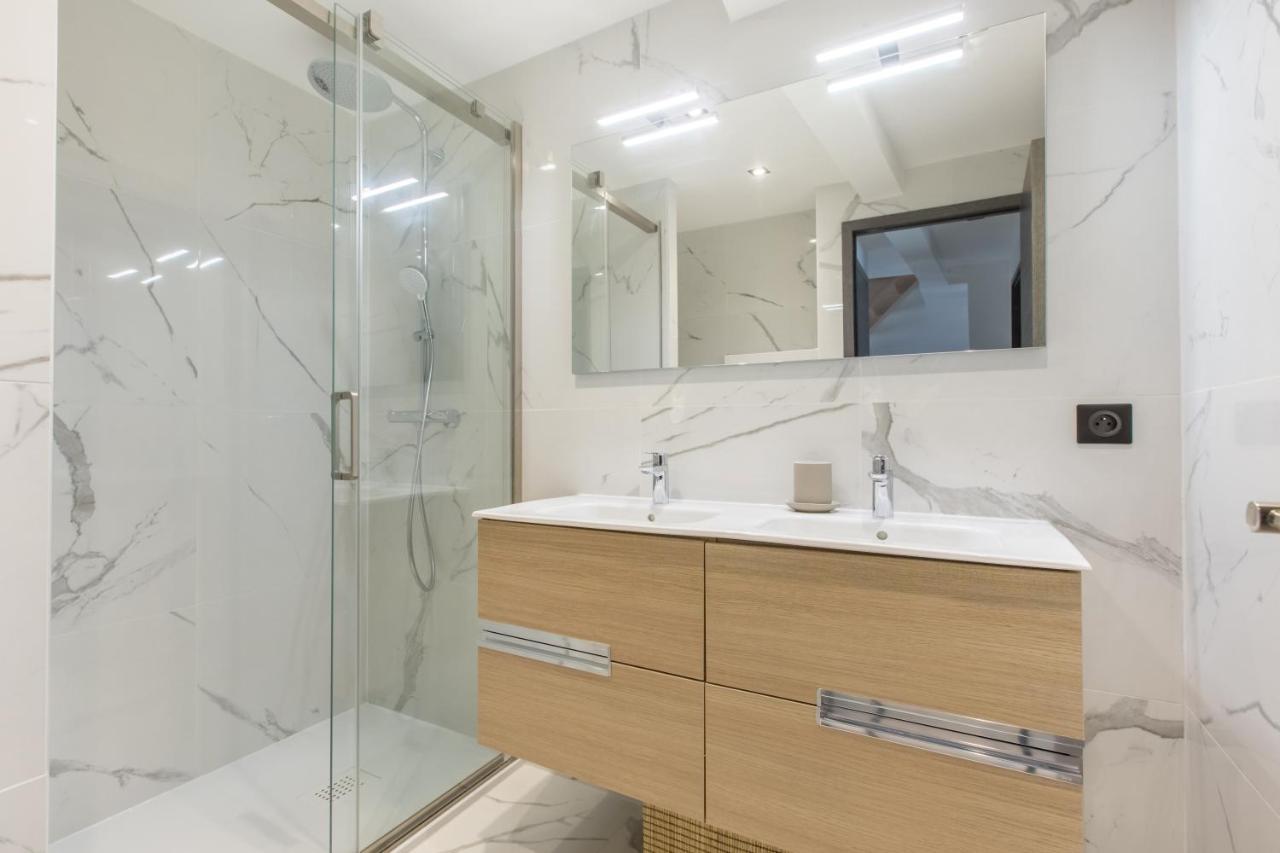 Appartement spacieux et moderne 4 chambres à 5mn à pieds République Lila Exterior foto