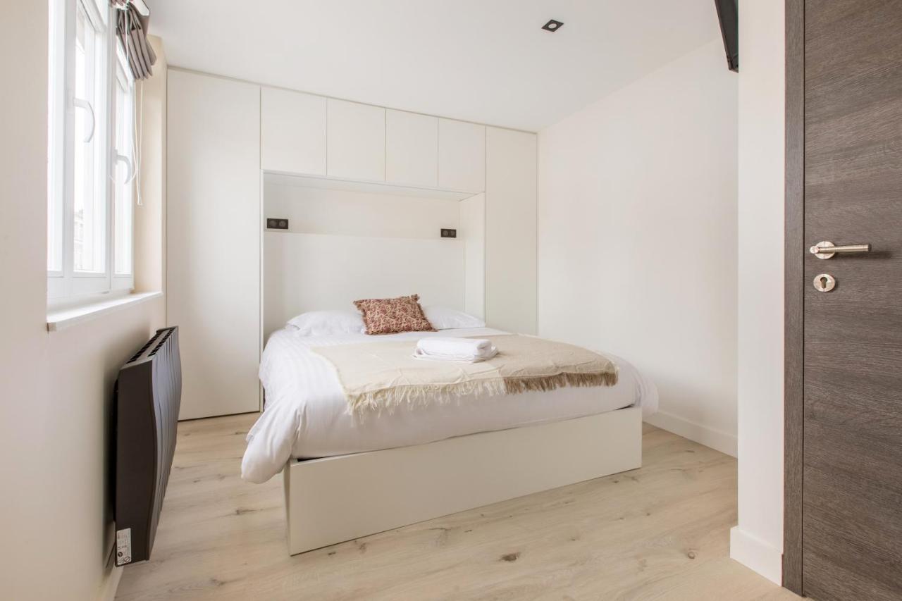 Appartement spacieux et moderne 4 chambres à 5mn à pieds République Lila Exterior foto